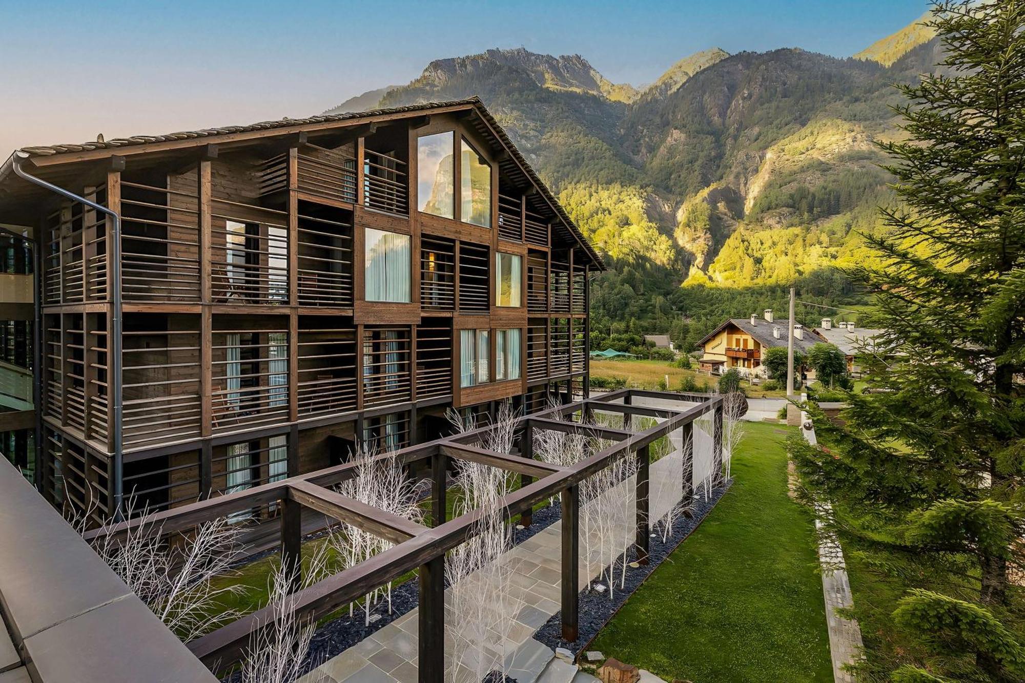 Mirtillo Rosso Family Hotel Alagna Valsesia Esterno foto